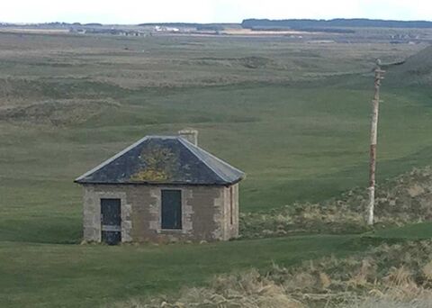 The cable House at Reiss Links – courtesy of Roy MacKenzie